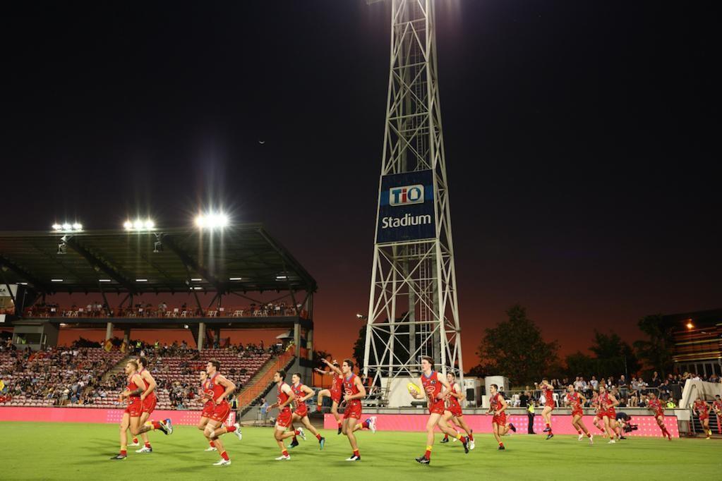 GC SUNS on the field at Darwin's TIO Stadium